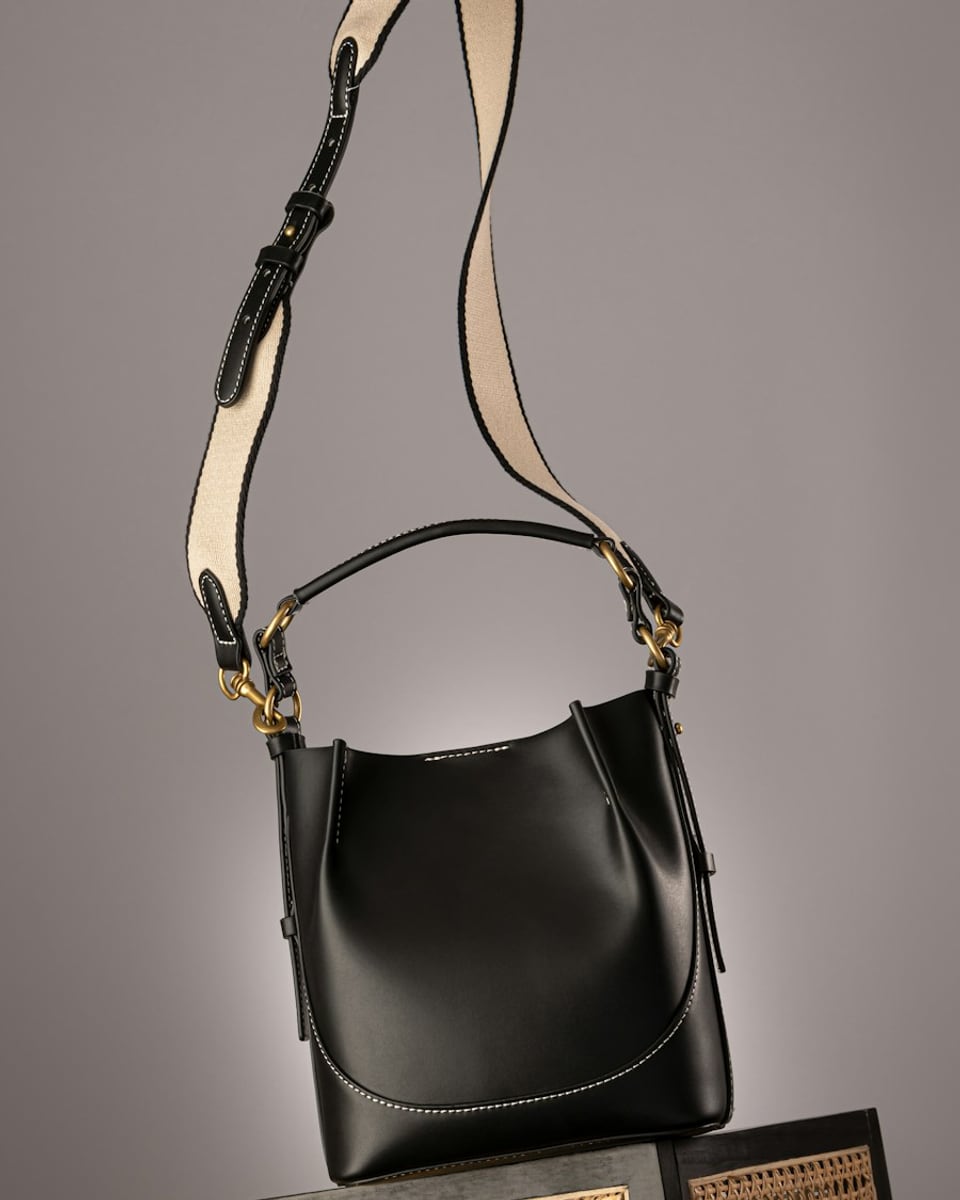 Soho Leather Bucket Bag