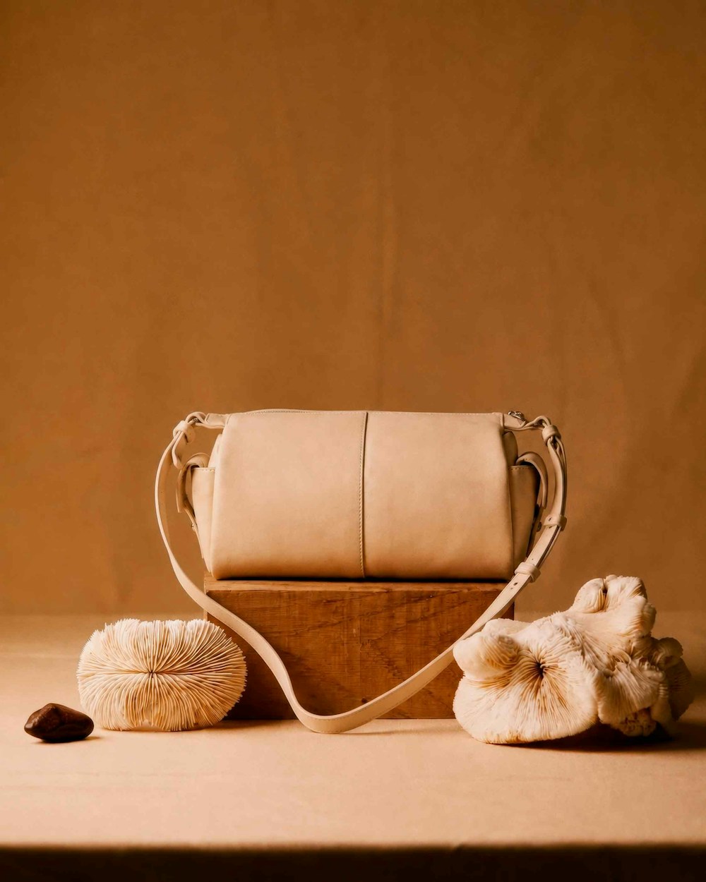 Dune Barrel Crossbody